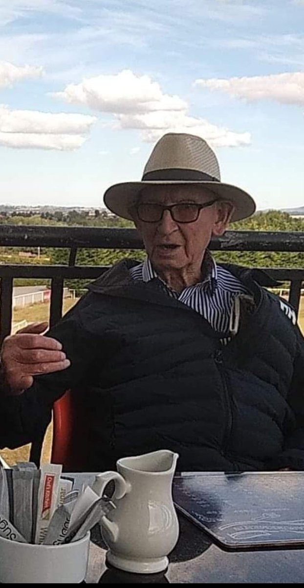 So sorry to hear of the passing of one of the true legends of the racing game Gowran native, John Joe Farrell who passed away this afternoon. One of the sharpest brains around a kind generous well respected man whose stories would keep you entertained long into the night . #RIP