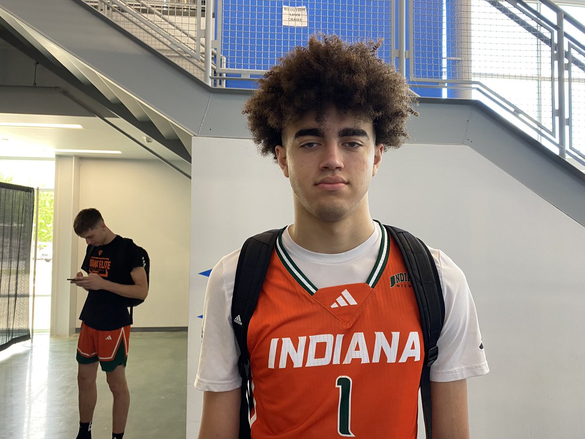 Malachi Moreno did big man things this morning. Protected the rim, rebounded, and dunked everything around the goal. Already getting familiar with Mark Pope. @KentuckyRivals @IndianaElite @3SSBCircuit #Adidas3SSB