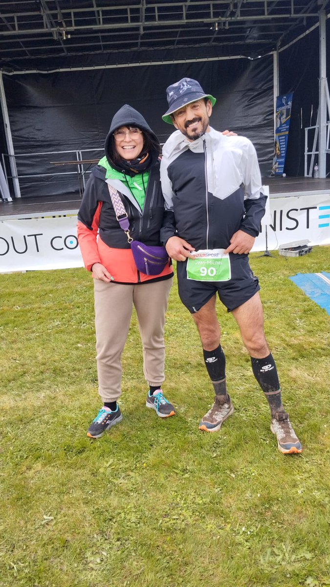 FINISHER 🔥🔥🔥 
Votre énergie positive m'a permis de boucler ses 78km/1880d+ en 11h15 🙏 Merci, vous êtes précieux.
Une superbe découverte Ultra trail des monts d'arrée, Merci à tous les bénévoles.
👉 'Se dialyser la nuit, pour revivre le jour'
#dialyse 
#NousPortonsLaFlamme