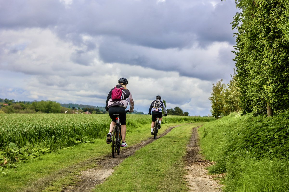✅ Vous connaissez la Boucle de l'Artois mais connaissez-vous la Boucle du Cojeul ?
👉Objectif ? Promouvoir la cohésion des 15 communes d'un même bassin
🤝Un événement qui rassemble tous les habitants d'un même bassin pour une cause olympique ?
❤️ On aime dans le Grand Arras !
