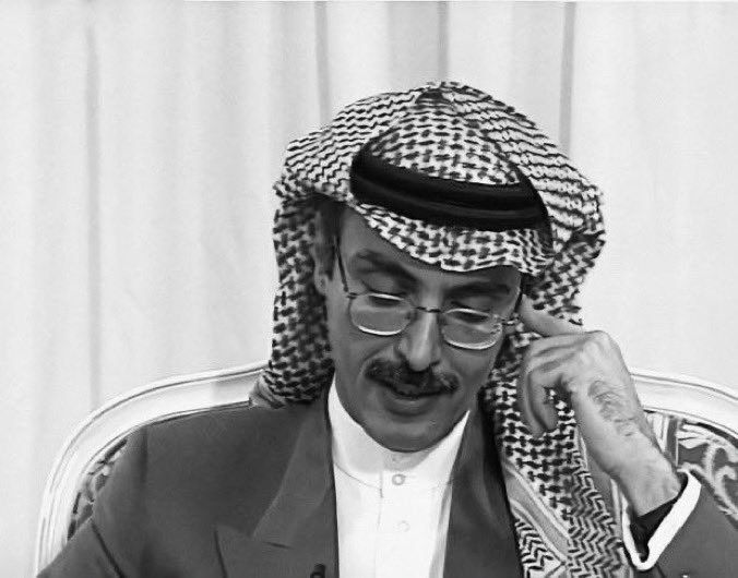 losha179's tweet photo. ذبلت انوار الشوارع
وانطفى ضي الحروف💔

#بدر_بن_عبدالمحسن https://t.co/2RqC2NPTNN