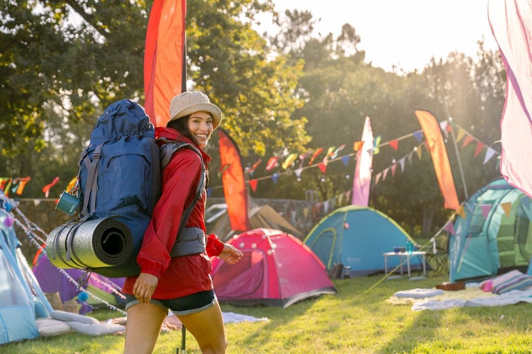 Festival season is approaching..🥳

Pick up all of your essentials, from wellies to tents, at @MountainWHouse!