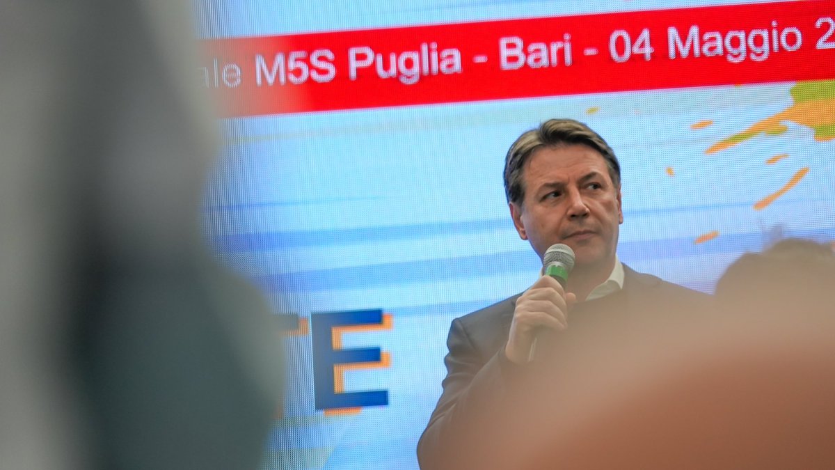 GiuseppeConteIT tweet picture