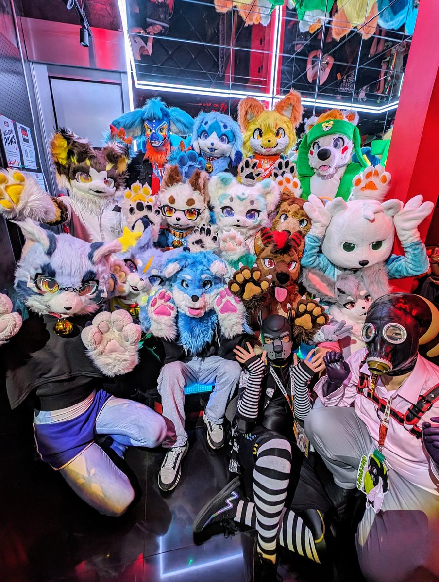 Thank you for joining Happy Dressing Day 😁 Puppy & Furry & Petsuit 🐶🧸 Every first Saturday of the month. See you next time at @500cafebangkok #dressingday #fetishfriday #fetishbdsmbangkok #forfunbangkok #500cafebangkok #puppy #furry #petsuit