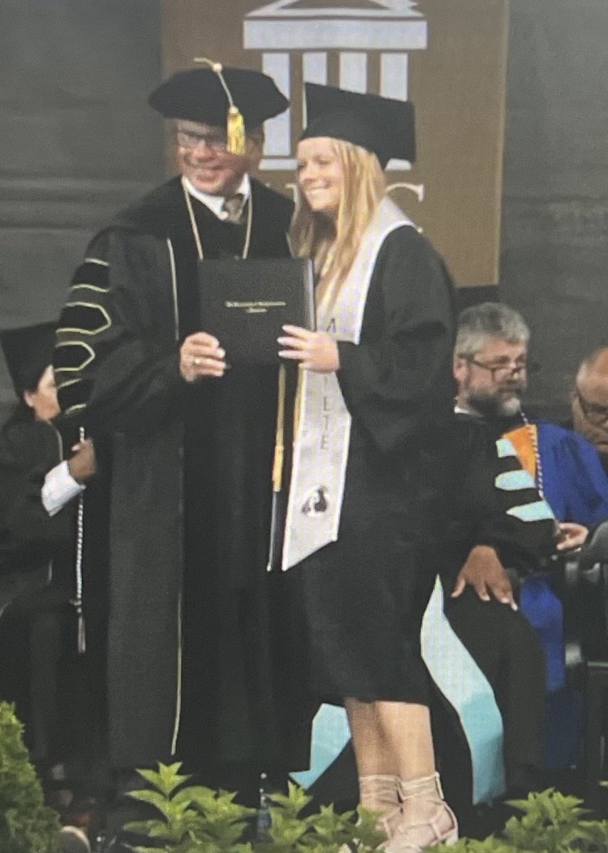Ashley Sibbett tweet media