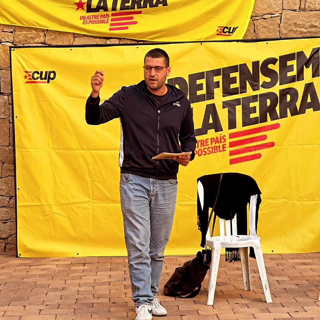 Avui som a les Borges #DefensemLaTerra Aquest 12M, un vot per la CUP és un vot contra el despoblament, és un vot per la recuperació de l'habitatge al territori. És un vot per les sobiranies. Un altre país és possible! @CupBorges @josepfarranb