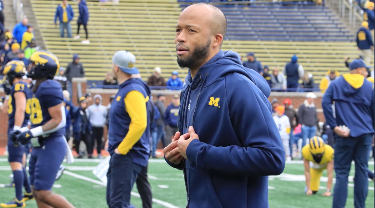 Webblog: #Michigan kicking tires with another highly regarded transfer portal defender. #GoBlue (VIP) 247sports.com/college/michig…