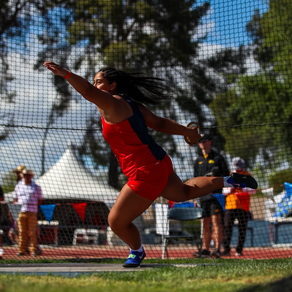 𝐃𝐈𝐒𝐂𝐔𝐒 𝐅𝐈𝐍𝐀𝐋

Tapenisa Havea finishes second in the women's discus on day two of the Tucson Throws Elite Classic! 

#BearDown | #BeLezoLike