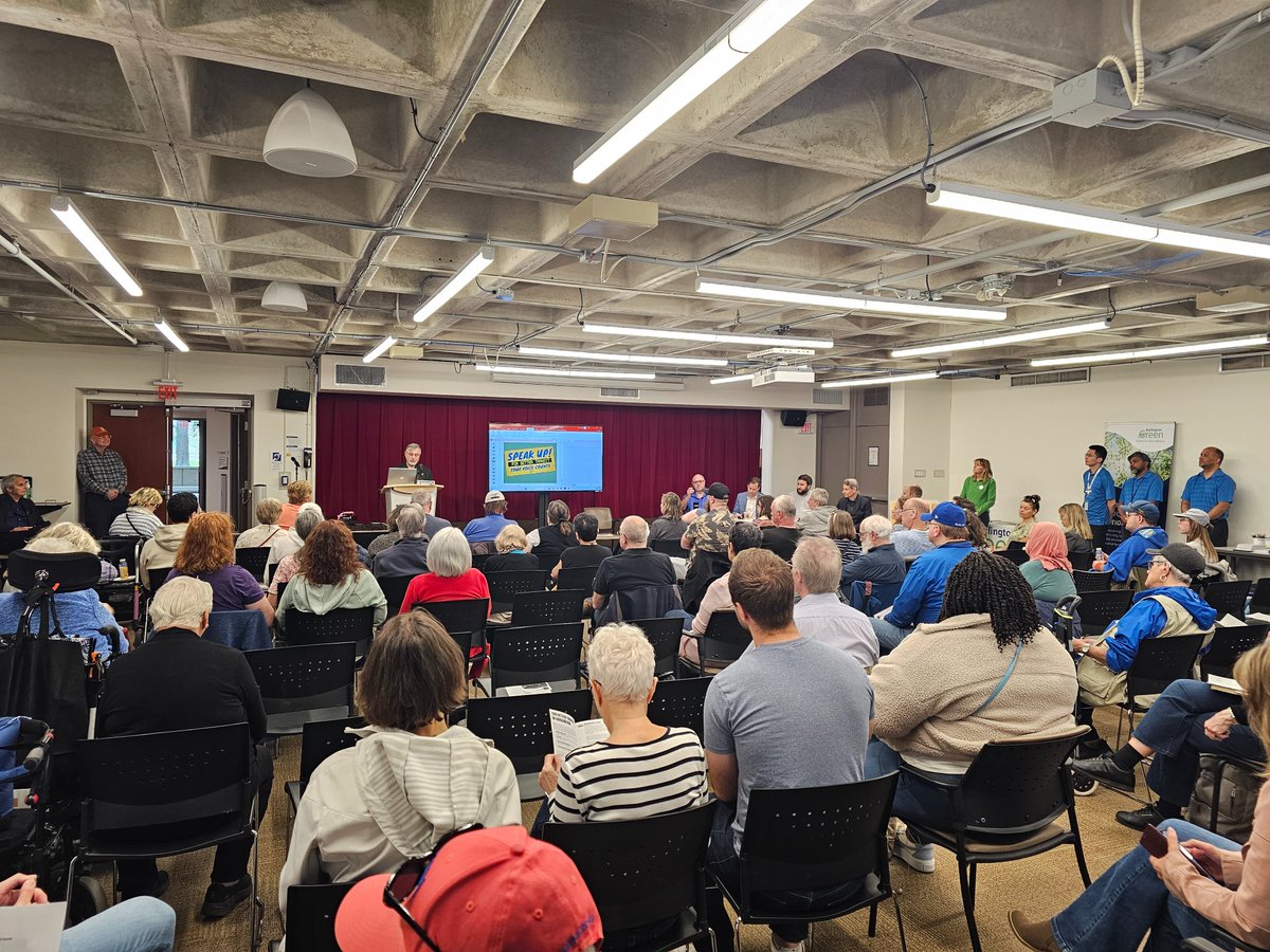 yyzMYA's tweet image. I'm attending the @BFASTransit transit user forum this afternoon. It's been a few years since I was able to attend. Good attendance from councillors, staff and community members.