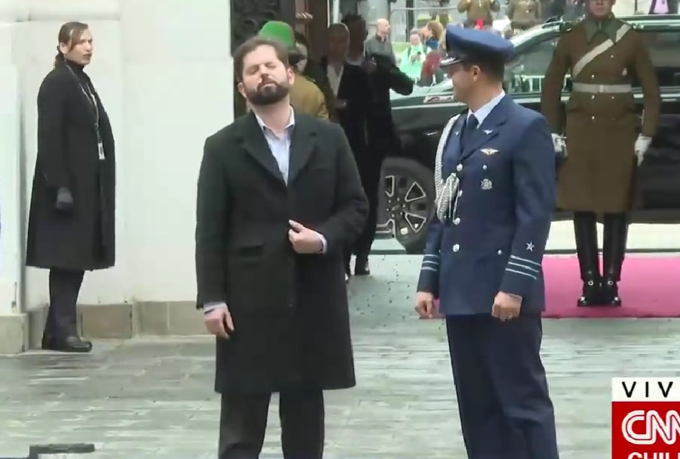 Meruanista tweet media