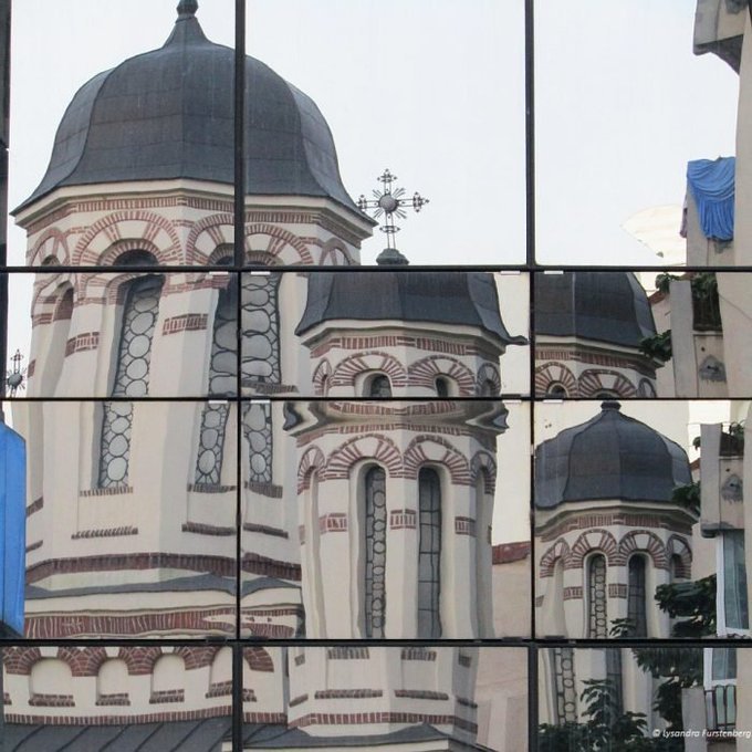 A twilight pairing of old and new in Bucharest : Church Zlătari Reflected in the glass walls of the Financial Plaza 📷me 2018 #Im4Ro #photograghy #travelphotography #architecture #AlphabetChallenge #weekR