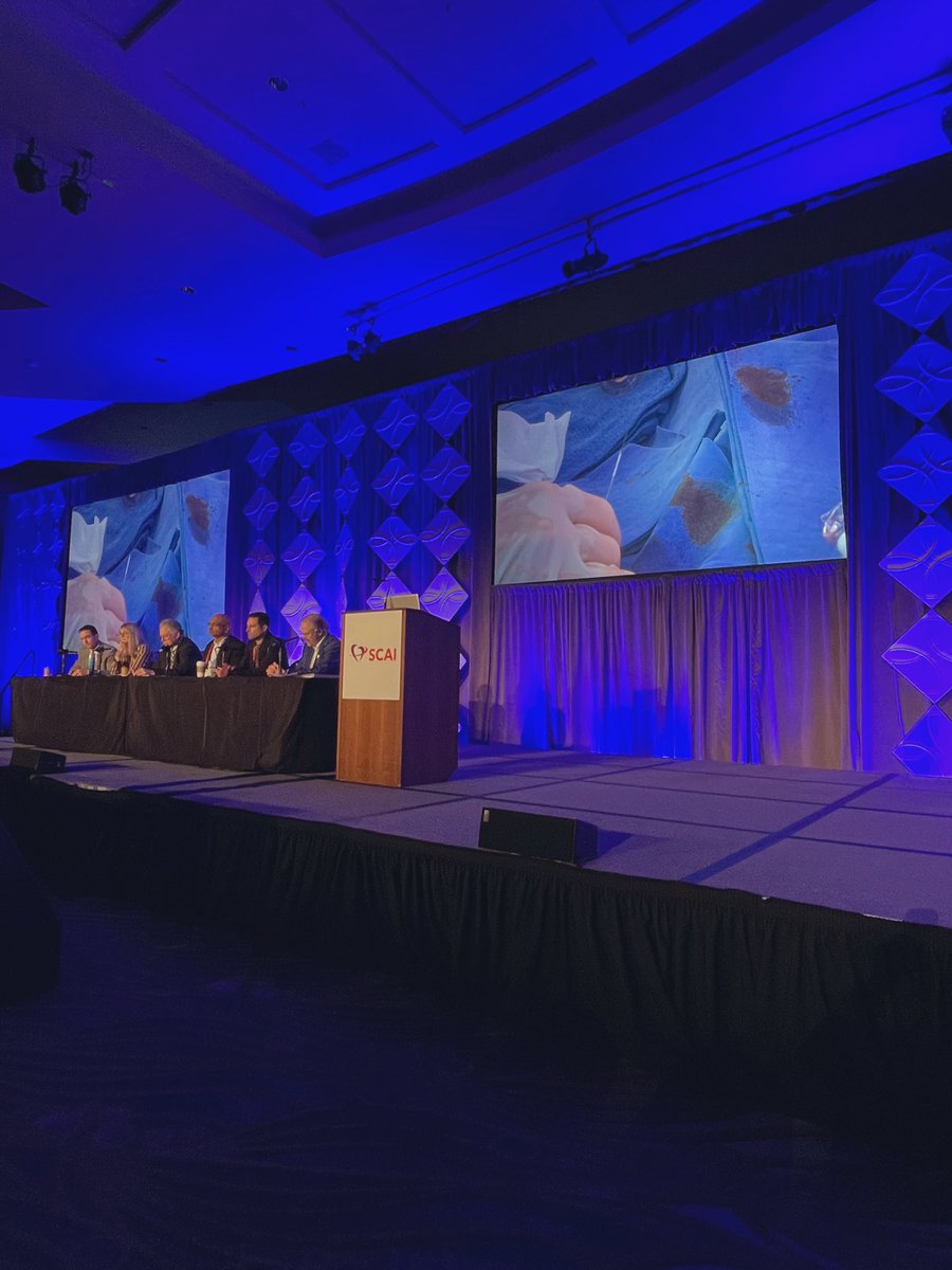 Congratulations to Dr. Jennifer Tremmel and the @StanfordMed team for completing the first live case using the AGENT™ Drug-Coated Balloon (DCB) in the US! Visit us at @SCAI to learn more about this new technology.