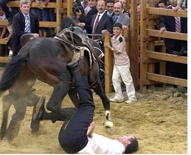 Her yerde sahtekarlık kol geziyor Gerçek foto aşağıda.