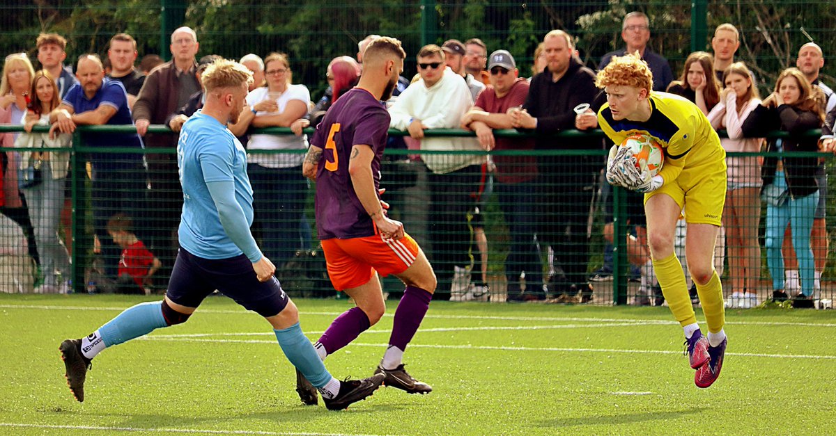 RobCurrell's tweet photo. Some photos of today's match between @NewarkTownFC and @harrowbyutd1949
I will put a few up now but will sort through them properly later.
@NonLeagueCrowd
#Newark #Harrowby #Football #RobCurrell https://t.co/uOoYtUCtL5