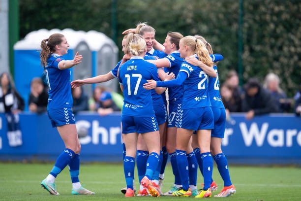 FT | 🔵2-2⚪️ - Goals from Sara Holmgaard and @JVanhaevermaet gave the blues the lead but unfortunately Spurs came back to claim a point in the final game at Walton Hall Park this season Brilliant support as usual from the home crowd💙