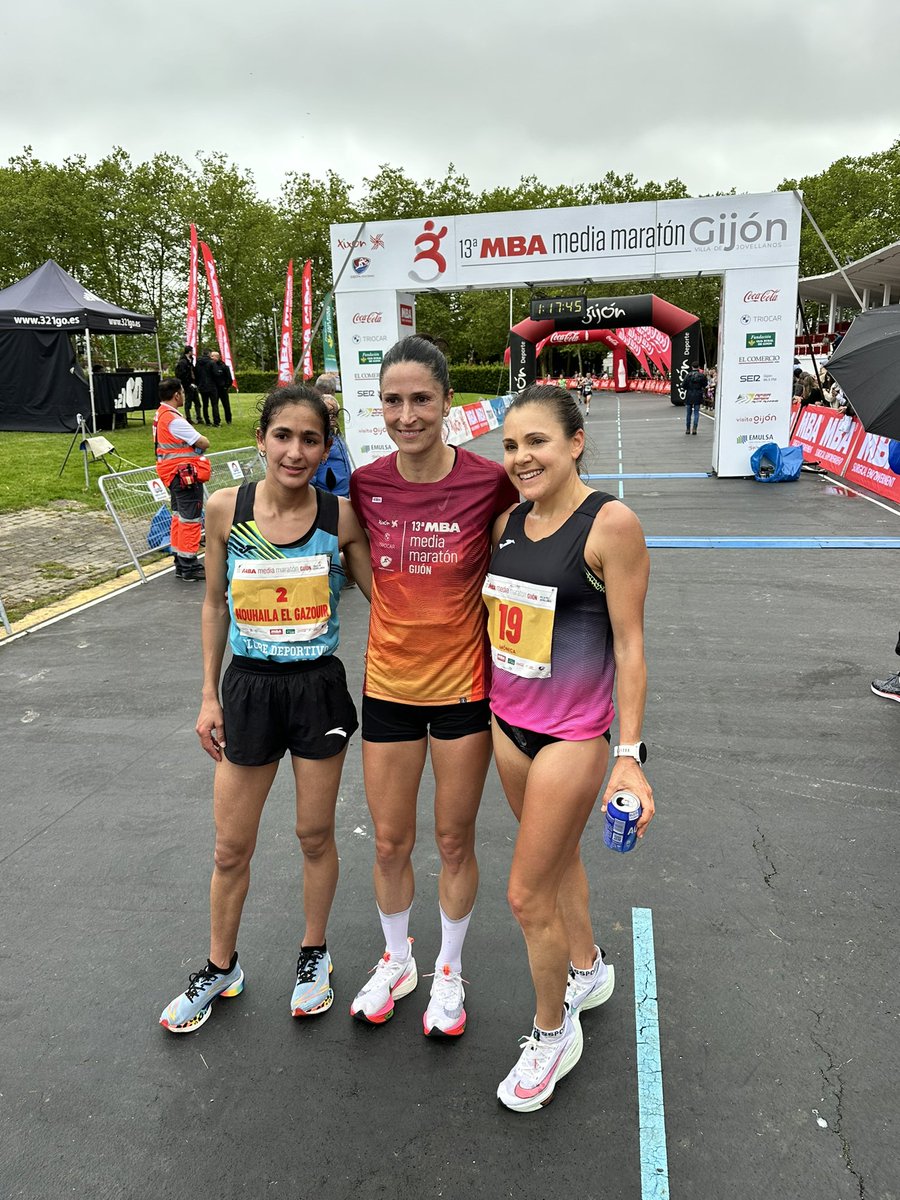 🏁Llegan los primeros clasificados por la meta de la 13º MBA Media Maratón Gijón.

MASCULINO
🥇 Peter Kariuki Wanjiru
🥈 David Kiplagat
🥉 Alejandro Onis Diaz (Record de Asturias)

FEMENINO
🥇 Elena Loyo Menoyo
🥈 Nouhaila El Gazouir
🥉 Monica Gutierrez Pagador 

¡Enhorabuena!👏
