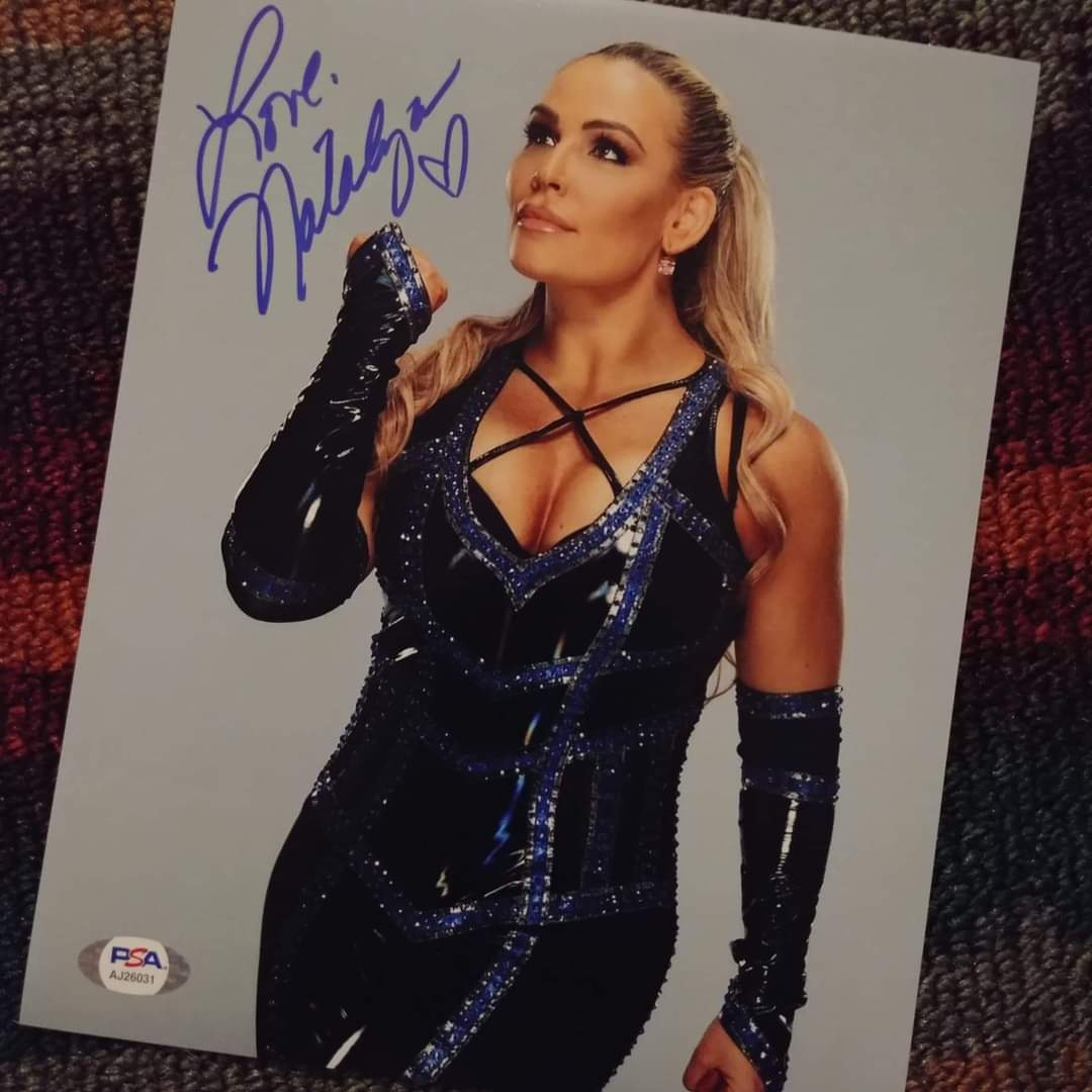 Natalya
6X Guiness Book 
Most WWE matches (female) – 1,514
Most WWE wins in a career (female) –663
Most WWE PLE appearances (female) –75
Most WWE WrestleMania appearances (female) – 8
Most WWE RAW matches – 174
Most WWE SmackDown matches –200
And she's got one of my paintings.❤️
