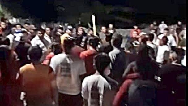 En Chankom, Yucatán, un joven simpatizante de Morena, Juan Carlos Balam Uh, fue asesinado a manos de un grupo de choque de al menos 30 personas que le cerró el paso a brigadistas morenistas que regresaban de un acto de campaña y los agredió con palos y piedras. El joven murió por