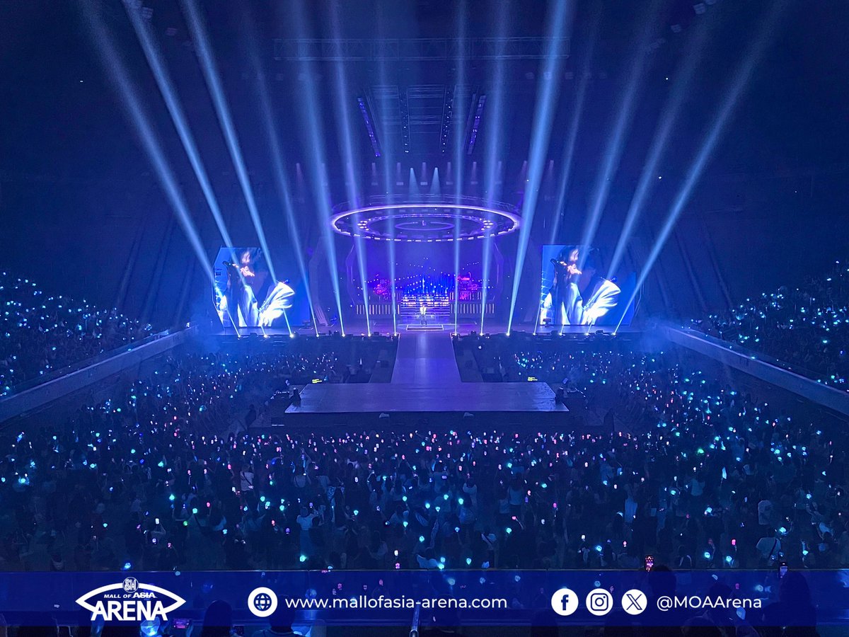 Shoutout to all the incredible PHILIPPINE TREASURE MAKERS! Thank you for the precious memories we've made during #TREASURE_REBOOT_IN_MANILA at the SM Mall of Asia Arena. 💙 #TREASUREAtMOAArena is presented by @livenationph #ChangingTheGameElevatingEntertainment