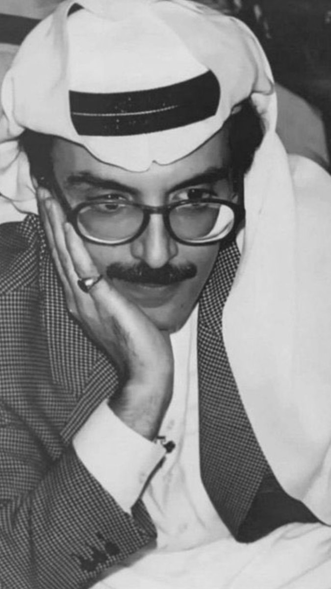 وانطفى بـدر الشعر .. 
#بدر_بن_عبد_المحسن