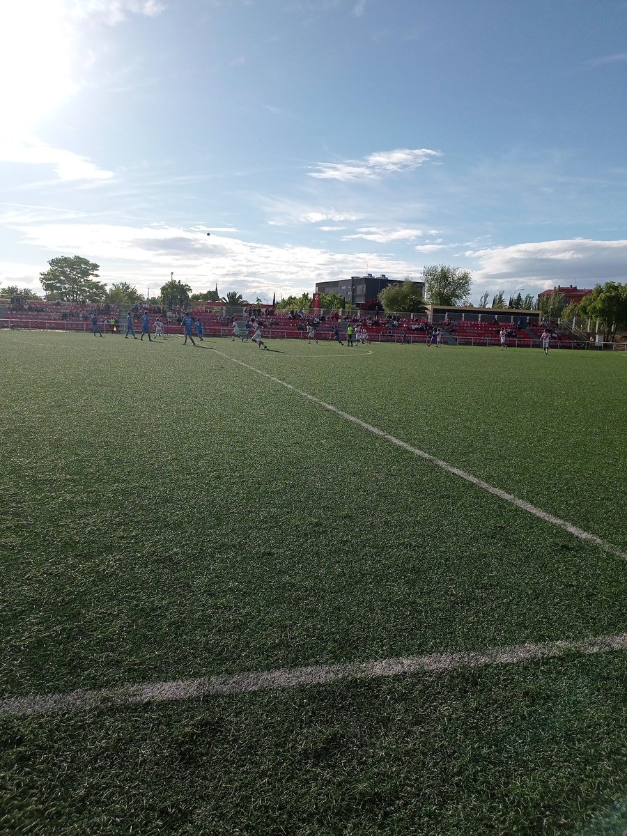 3 minutos de descuento 

<a href="/RayoVallecano/">Rayo Vallecano</a> Juvenil A ,0
<a href="/FuenlaCantera/">El Vivero 🌱</a> Juvenil A 1

#elRinkonDeMiguelito 
,<a href="/matagigantesNET/">Matagigantes.NET</a>