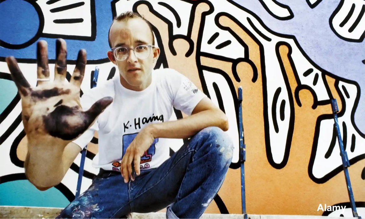 Art should be something that liberates your soul, provokes the imagination and encourages people to go further.”
Happy Heavenly Birthday Keith Haring. 🎂🎨
#keithharing #happyheavenlybirthday #nyc80sartscene #popart #socialactivism #radiantbaby #popshop