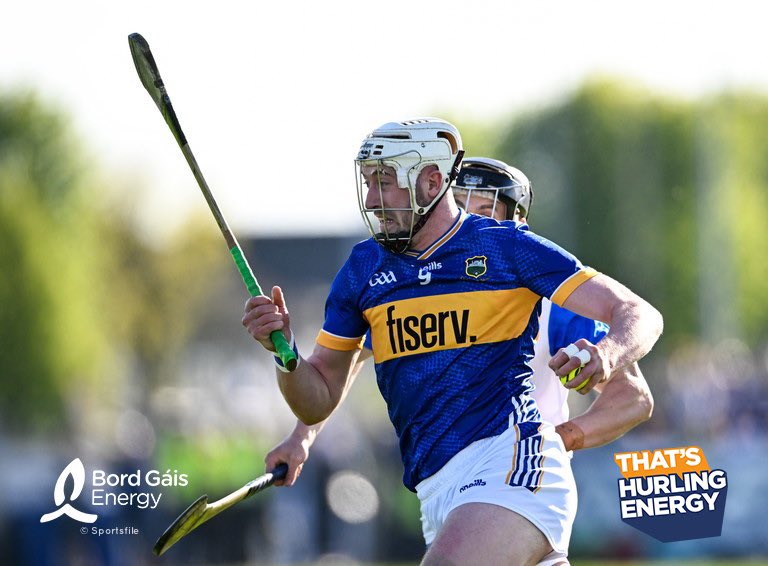 Half-time and there’s little in it. A glorious evening in Walsh Park some glorious hurling on show. Tipp supporters getting behind their team, Waterford battling for every ball, energy in abundance. #ThatsHurlingEnergy #WATvTIPP