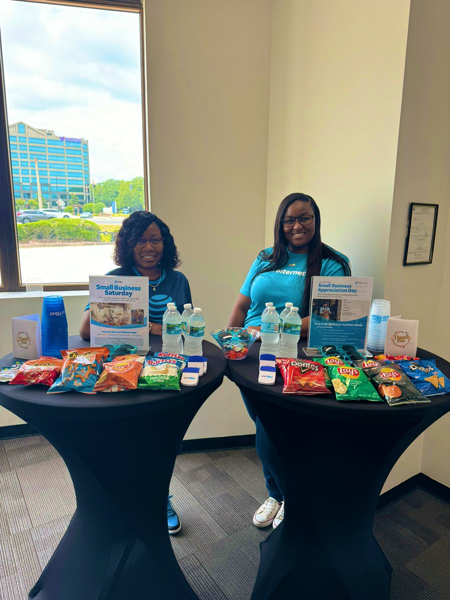 Southside is standing on BUSINESS!!  <a href="/One_FLA/">OneFLA</a> <a href="/jmarciniakk/">Jeremy Marciniak</a> <a href="/jemeFL/">John Meyers</a> <a href="/MrsMccarthy_1/">Mrs Mccarthy</a>