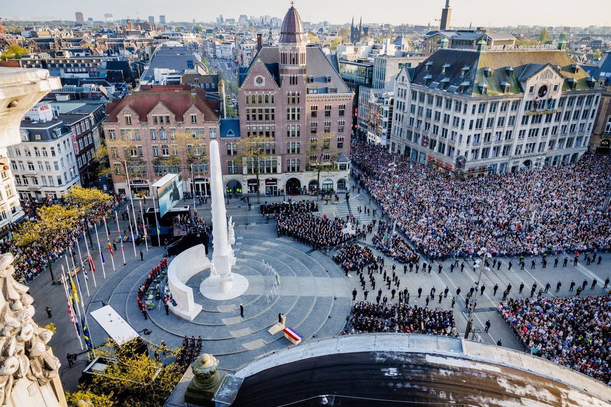 On May 4th, the Netherlands commemorates #WWII victims and others who died during wars and peace operations. Today, we'll observe 2 minutes of silence at 2PM ET to honor them.

Watch the ceremony live from Amsterdam at 1:50pm ET: bvn.tv/bvnlive. #RemembranceDay