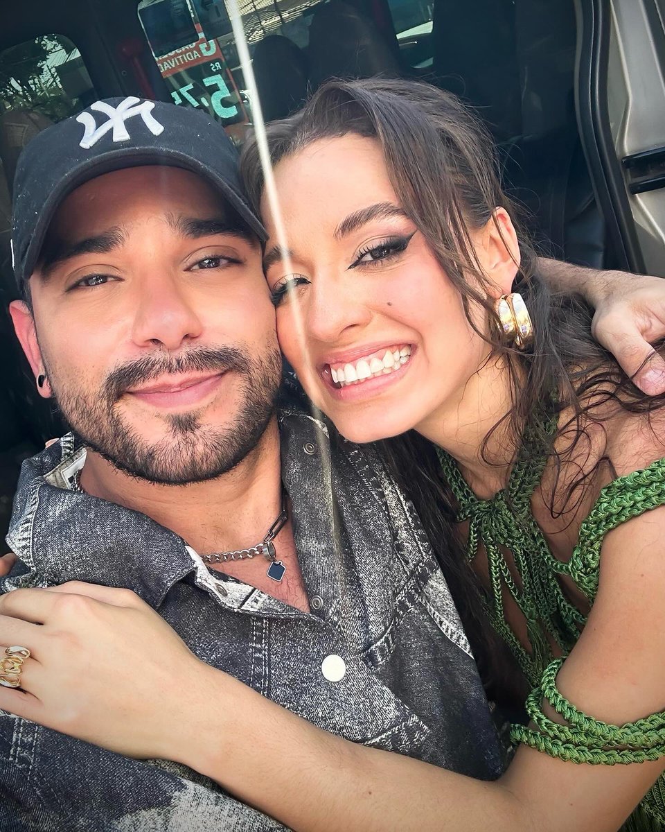 _wopaiva's tweet photo. O que falar de você @beatrizreisbrasil sem palavras, do momento que você entrou no BBB minha torcida foi para você até o último momento, e segue aqui fora, espero que você conquiste o mundo.. “ É DEUS QUE APONTA A ESTRELA QUE TEM QUE BRILHAR! ❤️❤️✨✨ #beatrizbbb #bbb24 https://t.co/q0C6NZ5CzA
