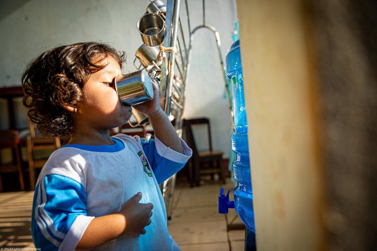 4-year-old Nhu drinks water outside of her classroom in Gia Lai province, #Vietnam. Did you know worldwide, 2.2 billion people still lack access to safe drinking water? UNICEF is working with partners to ensure an adequate & safe water supply for #ForEveryChild.