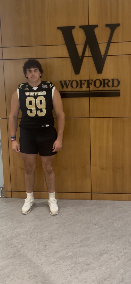 Had a great time at @Wofford_FB today. Thank you for the invite! @Coachsax72 @Cwoods75 @CHS_CavsFB