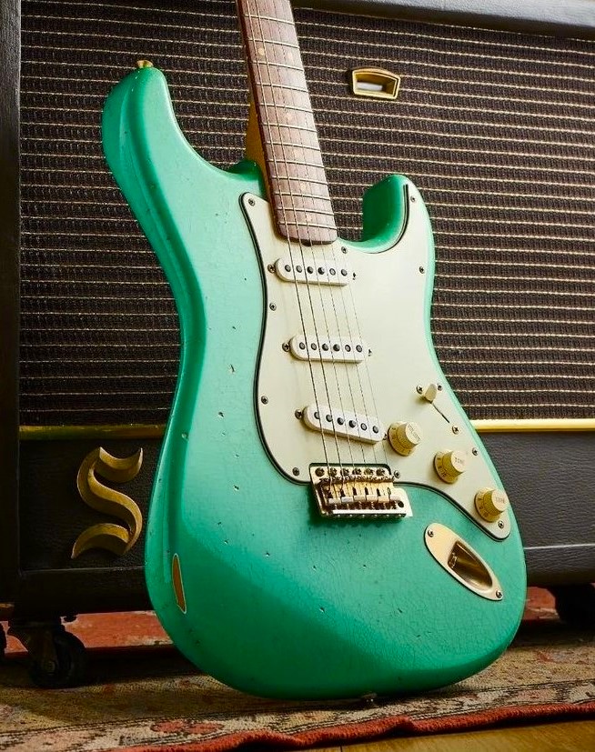 Peter Green's Sea Foam Green Fender Strat #guitar #Fender #Stratocaster #FamousGuitars #PeterGreen #Straturday