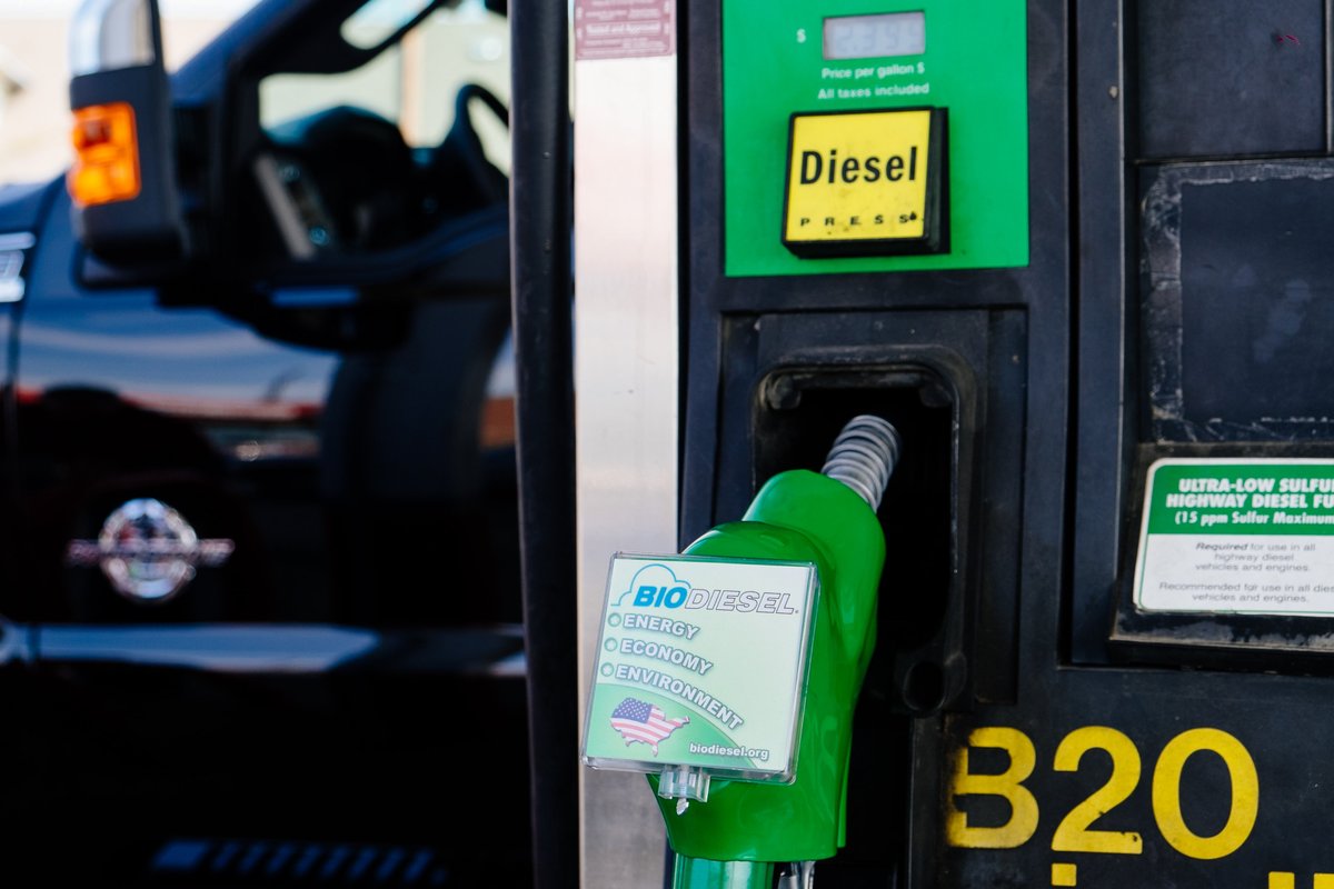 ICYMI: ASA, along with eight other trade associations, urged EPA to establish Renewable Fuel Standard volumes for 2026 by its statutory deadline of November 2024. Read more in eBean: ow.ly/W3CA50RvWas #RFSworks #Biofuels #AgPolicy #USSOY