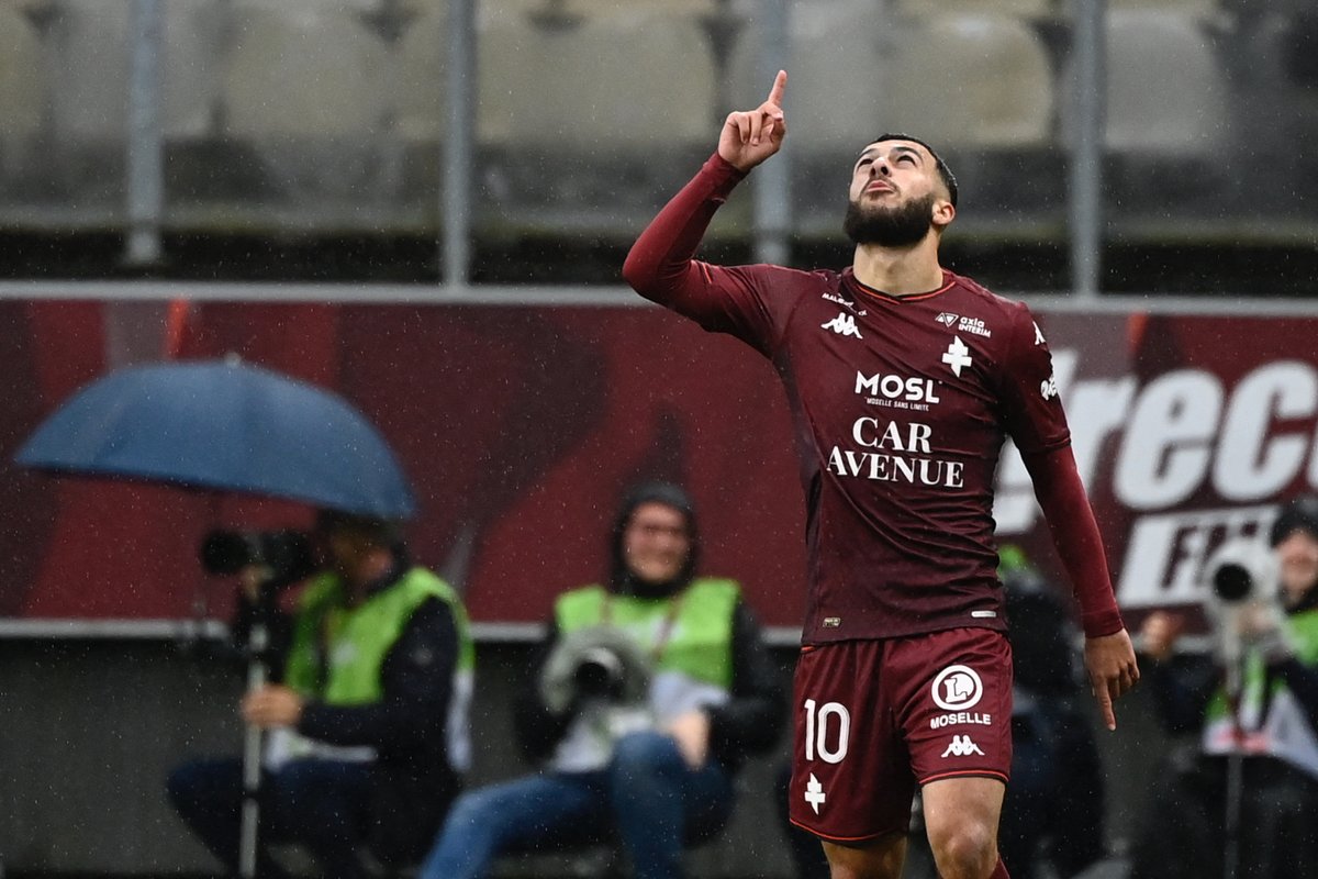 72% - Pourcentage d'implication dans les buts de son équipe dans le top 5 européen en 2024 : 1⃣Georges Mikautadze - Metz (72% - 13/18) 2⃣ Duván Zapata - Torino (63% - 10/16) 3⃣ Dusan Vlahovic - Juventus (60% - 12/20) Crucial.