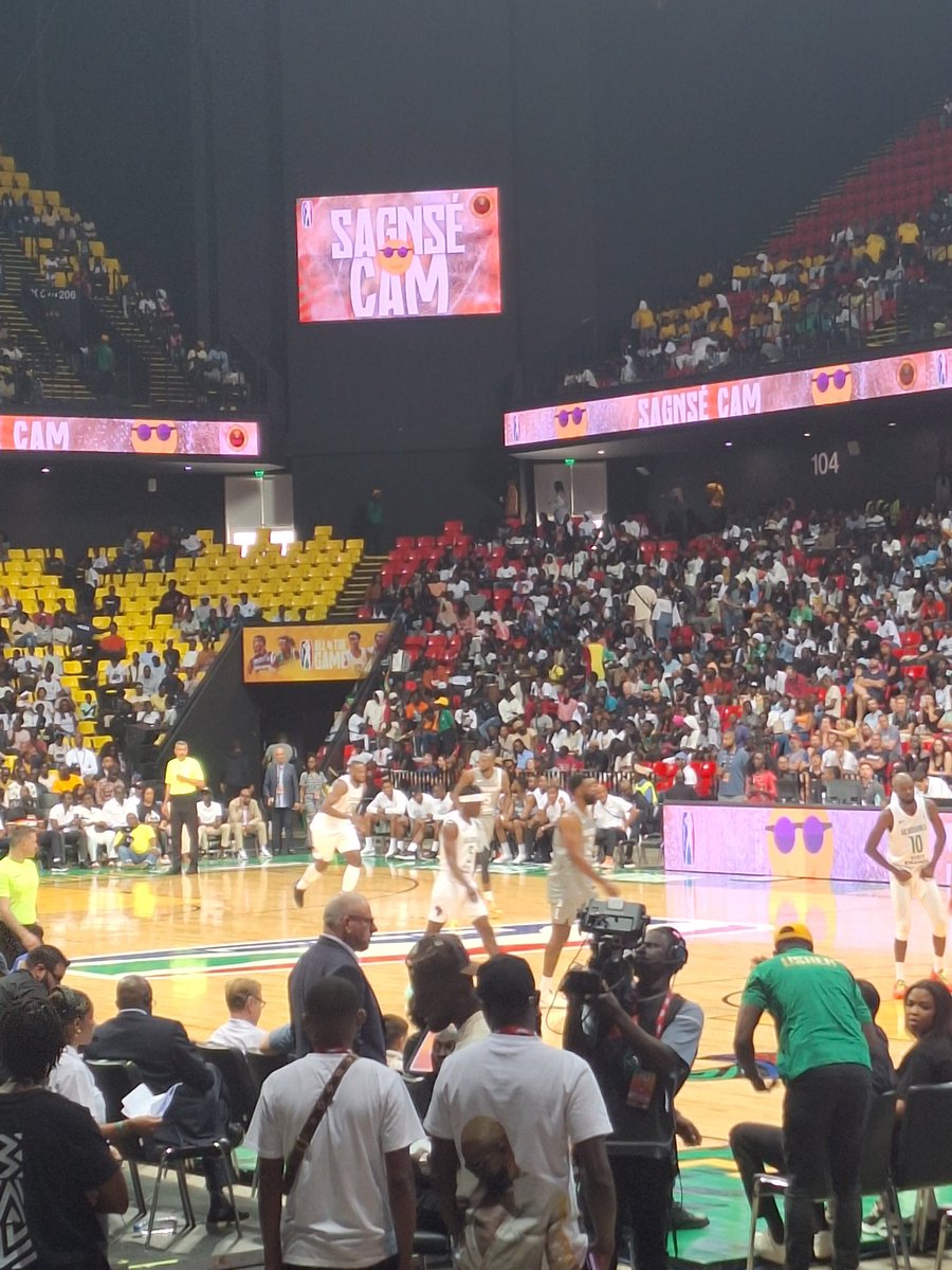 #BAL4 : 1ère  Journée 

@asdouanesbasket 🇸🇳domine Rivers hoopers pour le premier quart temps (23-18)...