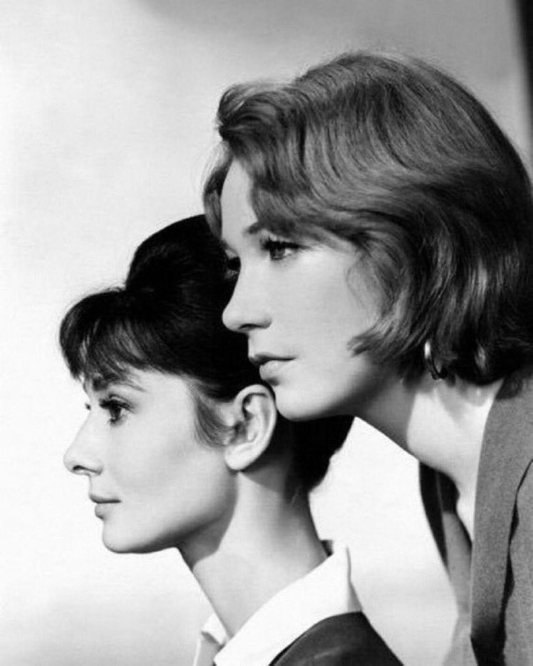 Shirley MacLaine and Audrey Hepburn. The children’s hour (1961) William Wyler.