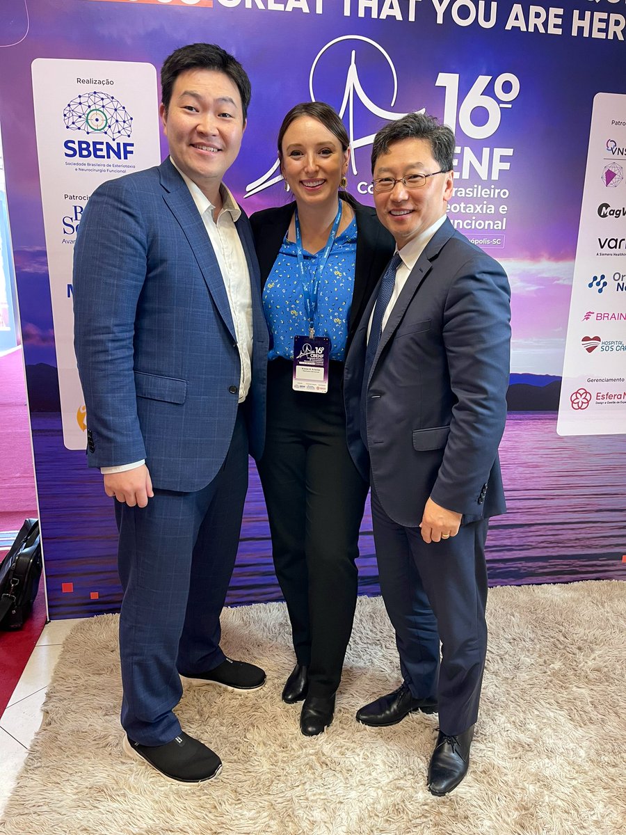 Kendall_Lee1's tweet image. Yoonbae and Kristen were a hit at the Brazilian Stereotactic and Functional Neurosurgery meeting! @OhYoonbae @k_scheitler