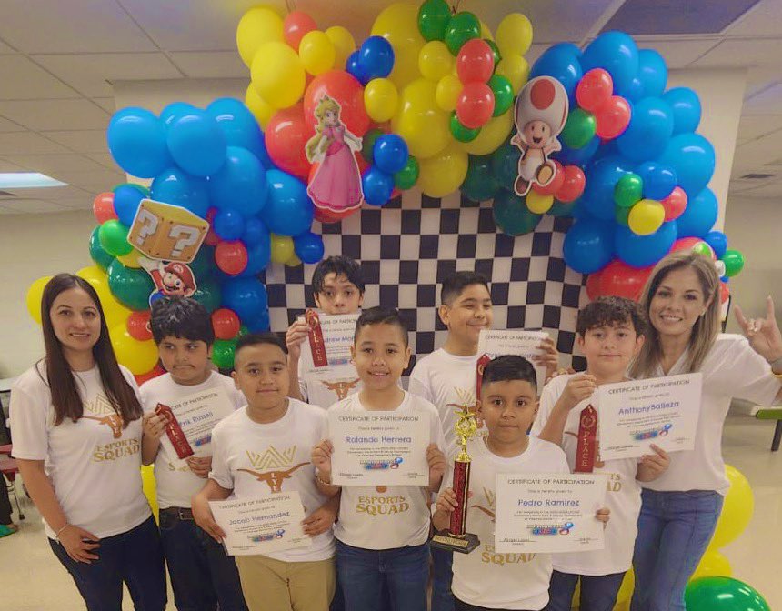 Las_Yescas's tweet image. Today, our Esports Squad delivered an outstanding performance, showcasing  teamwork and determination. Longhorns, we couldn&apos;t be prouder of you! #LYEpride #esports @LYEcoding