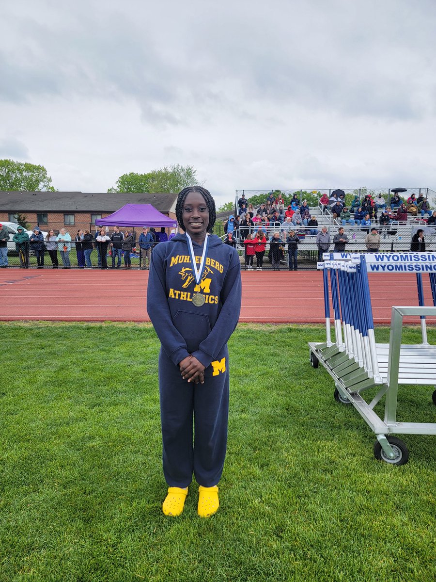 Congratulations to Nadly Gyapong for winning the 100m at Shaner in 12.2 seconds!!! This time now ranks her among the top 10 fastest girls in PA!