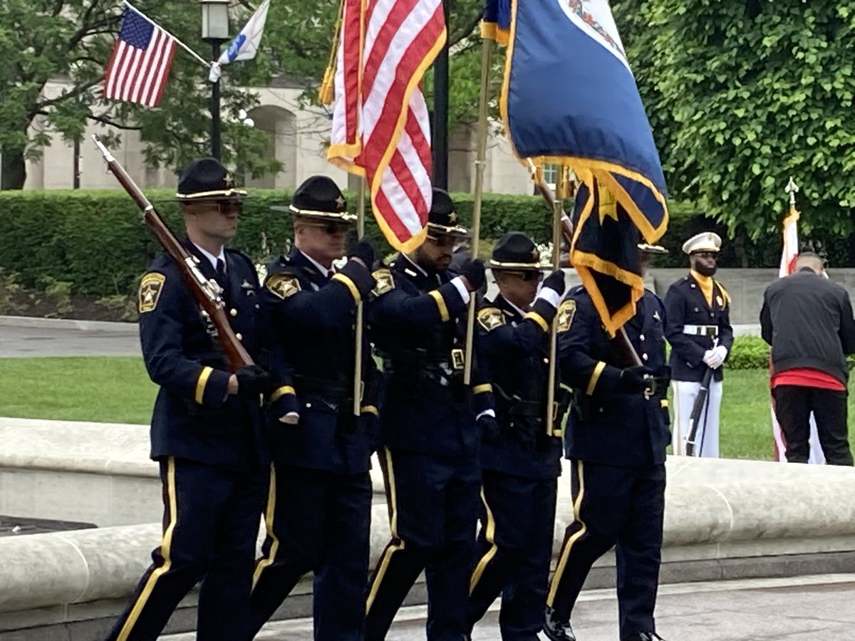 This morning ASO joined other area agencies at @MWCOG's Wreath Laying Ceremony & Honor Guard Competition to honor our nation's fallen correctional officers. Proud of our honor guard's third place finish in the drill competition. Congrats to @fairfaxsheriff on their win!