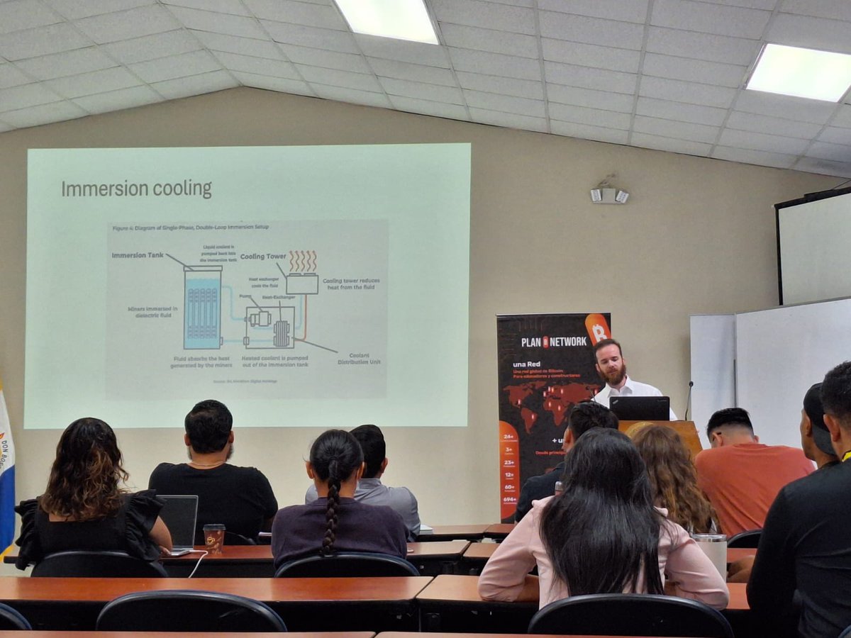 What a great lecture by @BitcoinPierre about #Bitcoin Mining 🧡 all this Thanks to @planb_network with @cuboplus Teams in El Salvador 🇸🇻