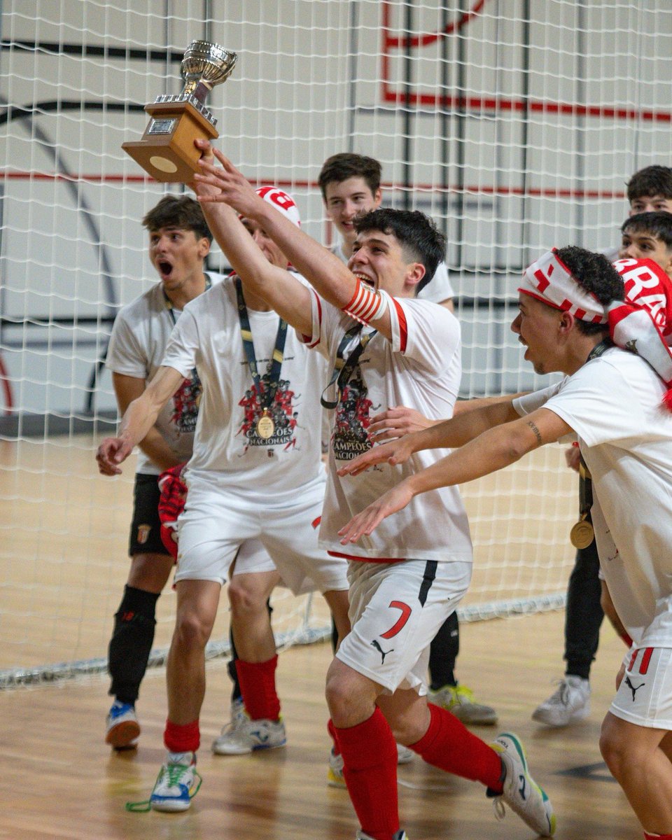 𝗣𝗵𝗼𝘁𝗼 𝗗𝘂𝗺𝗽 de um sábado para não esquecer 🤩

#PorMais | #Futsal