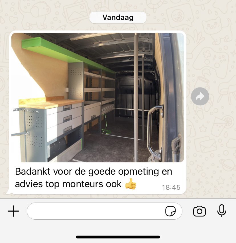 Leuke whatsapp op zaterdagavond. 
(Klant waar we gisteren een plaatsing deden) meteen ook doorgestuurd naar de monteurs. 💪
ook voor hen altijd leuk om horen! 
#lovemyjob