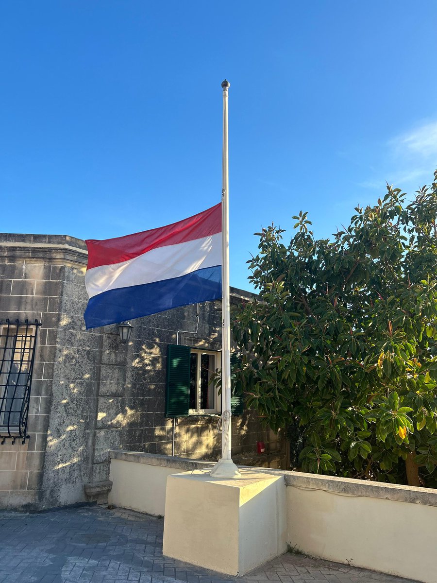 On May 4th, the Netherlands commemorates its WWII victims and others who died during wars and peace operations. Tonight, we united in silence at 8PM to honor them and the sacrifices they made for peace and freedom.