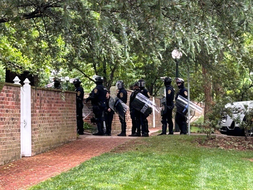 RIOT POLICE ARE COMING IN! WE WILL NOT STOP WE WILL NOT REST UNTIL THE UNIVERSITY MEETS OUR DEMANDS!!! WE ARE MORE POWERFUL THAN EVER!