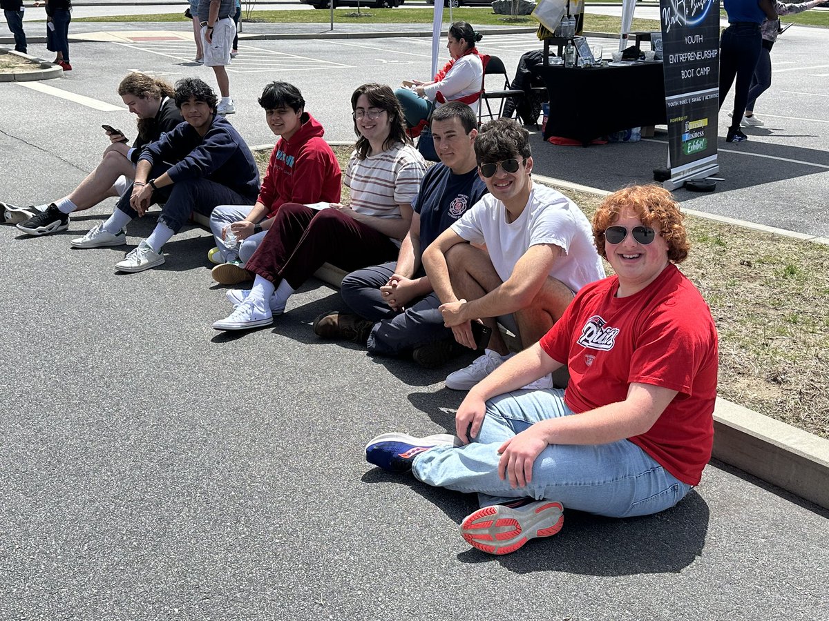 Awesome seeing The Mane Event, LHS Food Truck among other food trucks at RIDE’s Menu for Success event today! @LHSRI @KenHopkinsJr @LFilippelli1 @KevinJ_McNamara