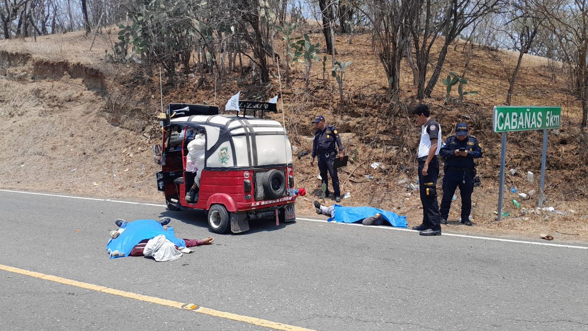 Un ataque armado ocurrió en el km. 106 jurisdicción de Jicarao el Progreso, quedaron 4 hombres fallecidos en el  lugar, hasta el momento no han sido identificados. 

Los 4 se transportaba a bordo de un tuc tuc
#CVBalServicio