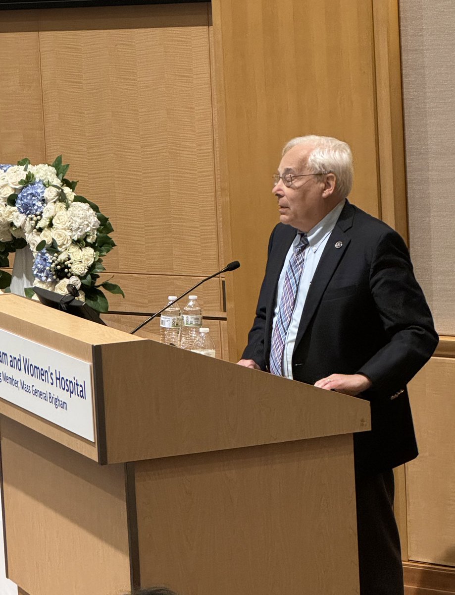 Bob Wachter (@bob_wachter) on Twitter photo A privilege to be at memorial <a href="/BrighamWomens/">Brigham and Women's Hospital</a> for Howard Hiatt, who re-imagined public health. Don Berwick recalled his struggle to find his path as a junior faculty <a href="/harvardmed/">Harvard Medical School</a>. “You’re not wrong, you’re just different,” HH said. Thus began <a href="/TheIHI/">Institute for Healthcare Improvement (IHI)</a>. Howard inspired so many of us. A privilege to be at memorial <a href="/BrighamWomens/">Brigham and Women's Hospital</a> for Howard Hiatt, who re-imagined public health. Don Berwick recalled his struggle to find his path as a junior faculty <a href="/harvardmed/">Harvard Medical School</a>. “You’re not wrong, you’re just different,” HH said. Thus began <a href="/TheIHI/">Institute for Healthcare Improvement (IHI)</a>. Howard inspired so many of us.