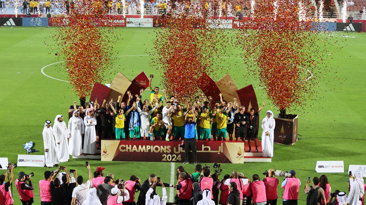 📸 Pictures | of @alwakrah_sc  being crowned champions of Qatar Cup 2024  🏆👏🌊 

#QatarCup2024